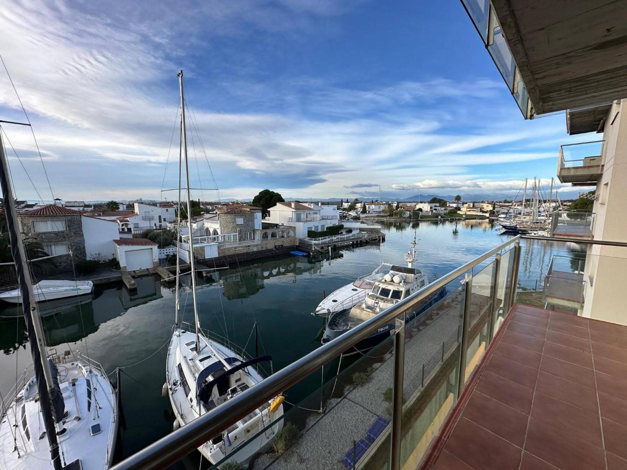 Apartamento En Roses Con Vistas Al Canal Y Piscina Av-52 Bagian luar foto